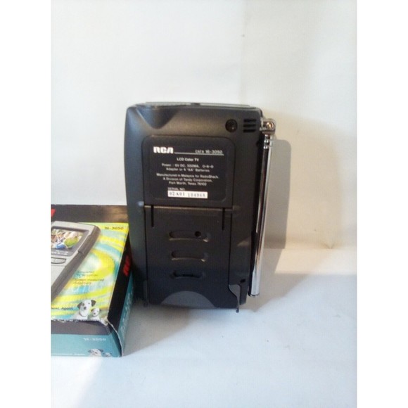 Vintage RCA 2.3" LCD Pocket TV with Ti-STN Screen - Picture 3 of 4